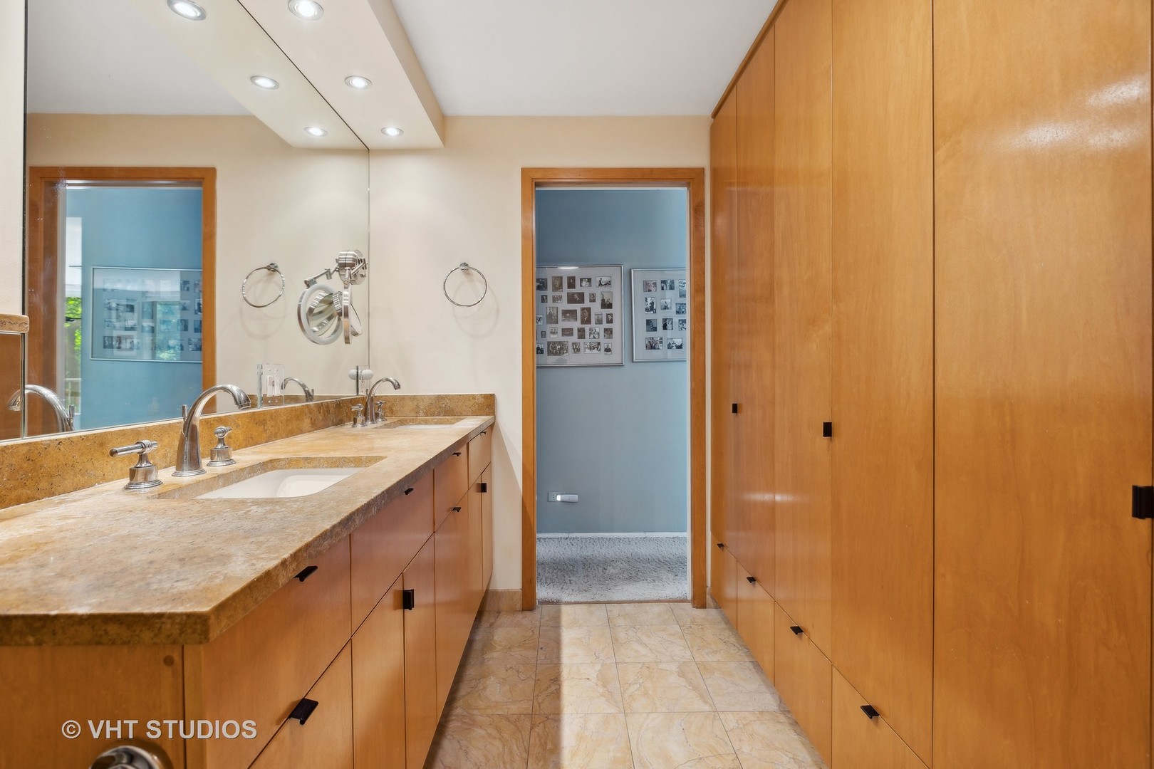 1440 N STATE Parkway Unit: 3D