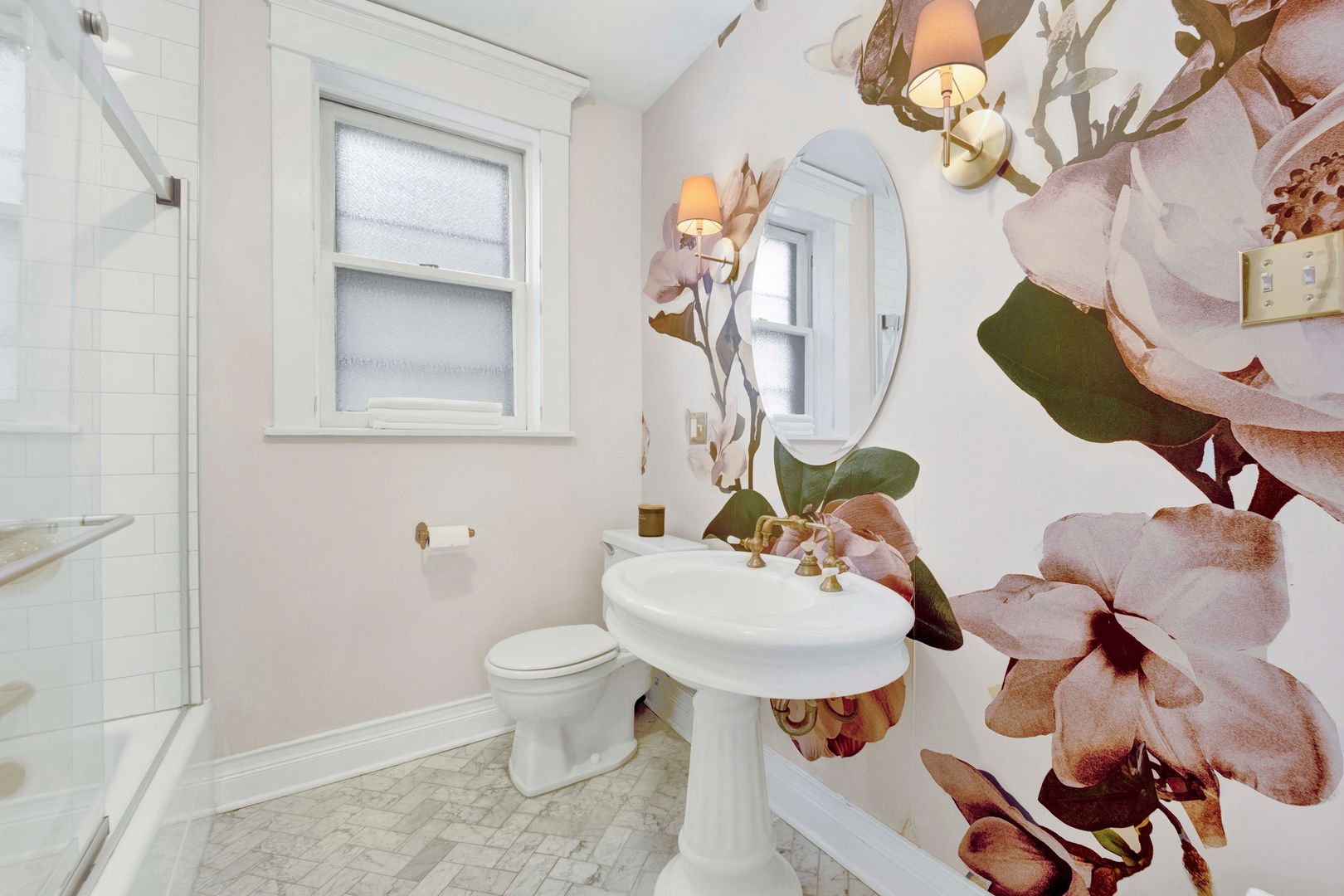 754 W BUENA Avenue Unit: 2W