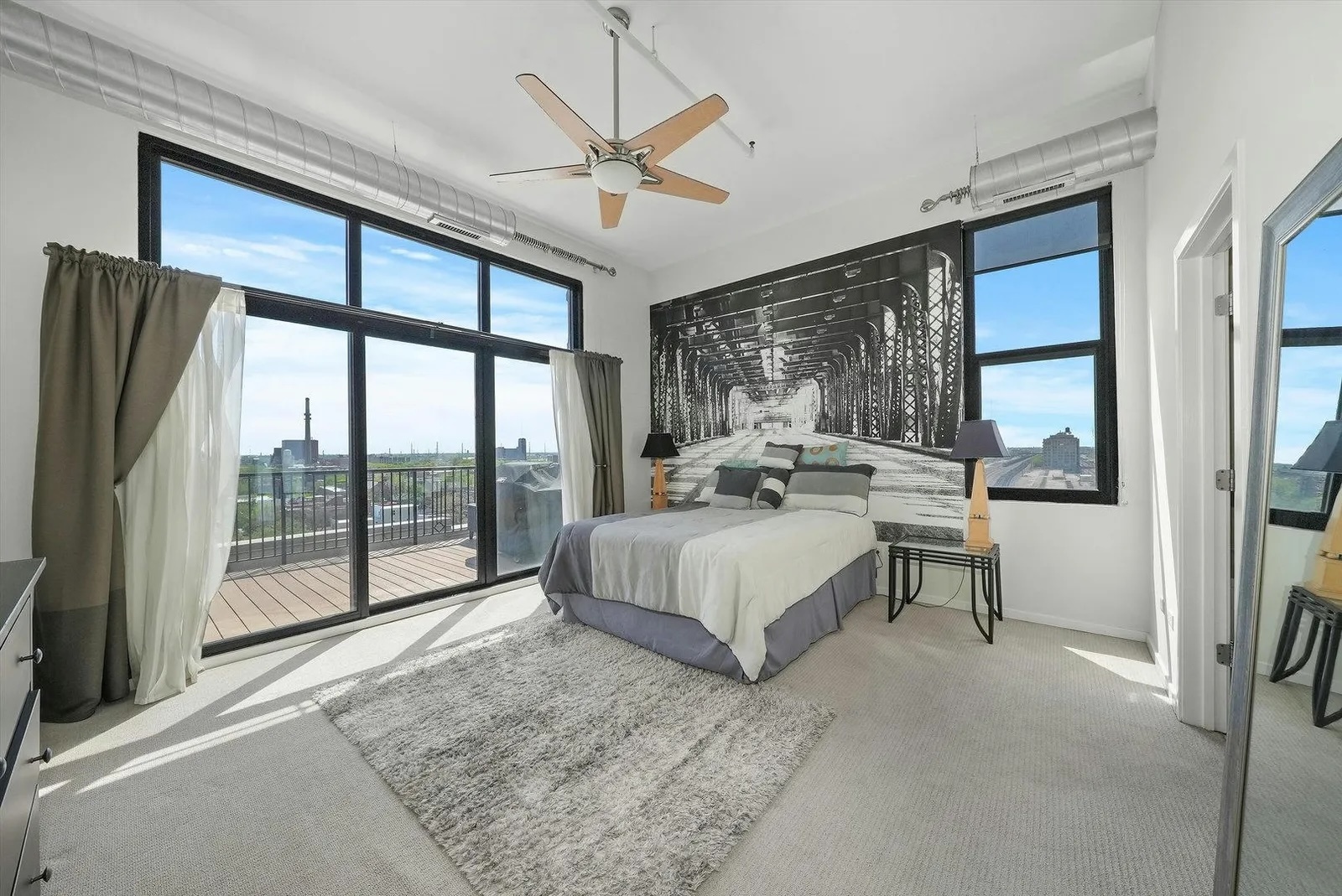 1524 S Sangamon Street Unit: 808