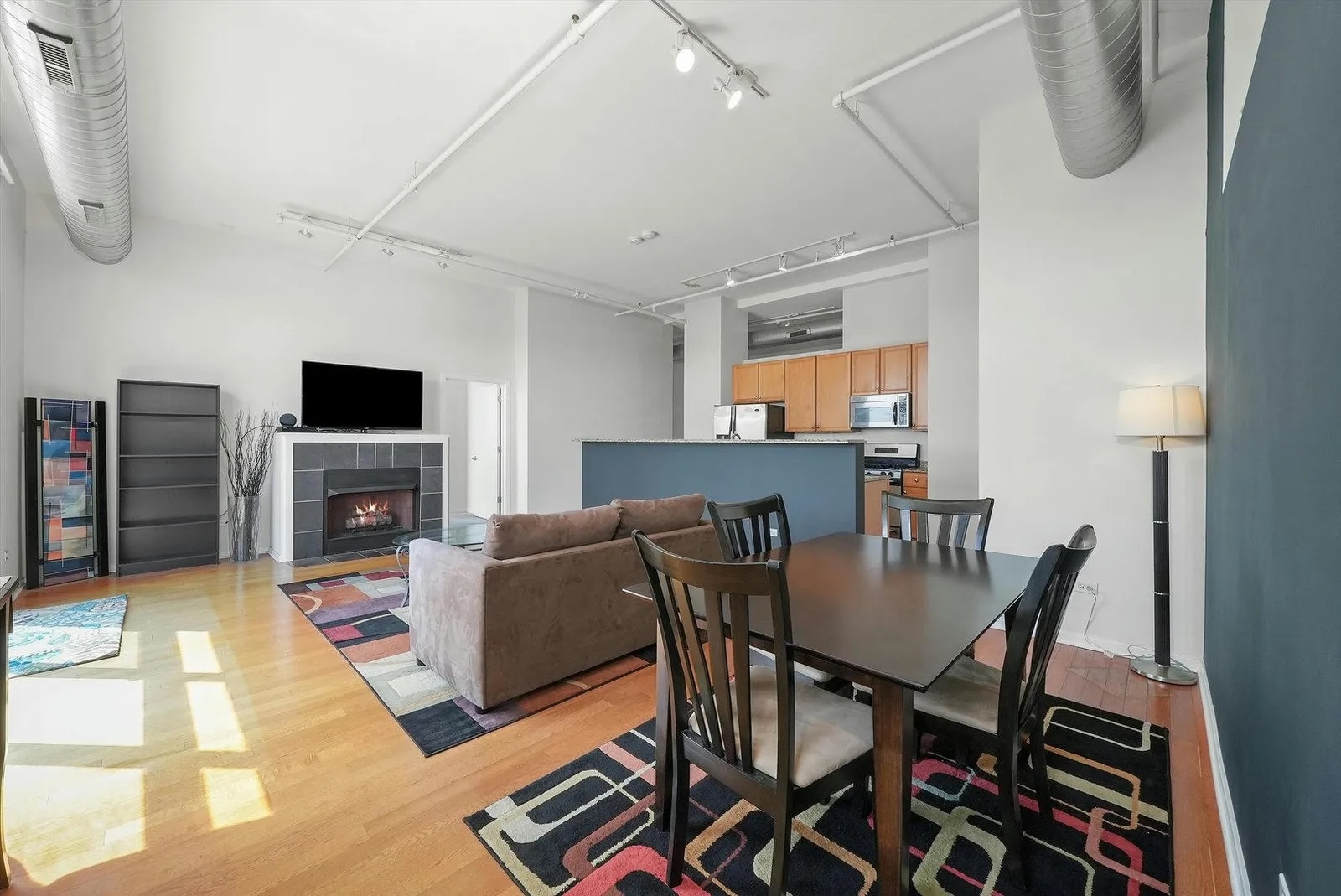 1524 S Sangamon Street Unit: 808