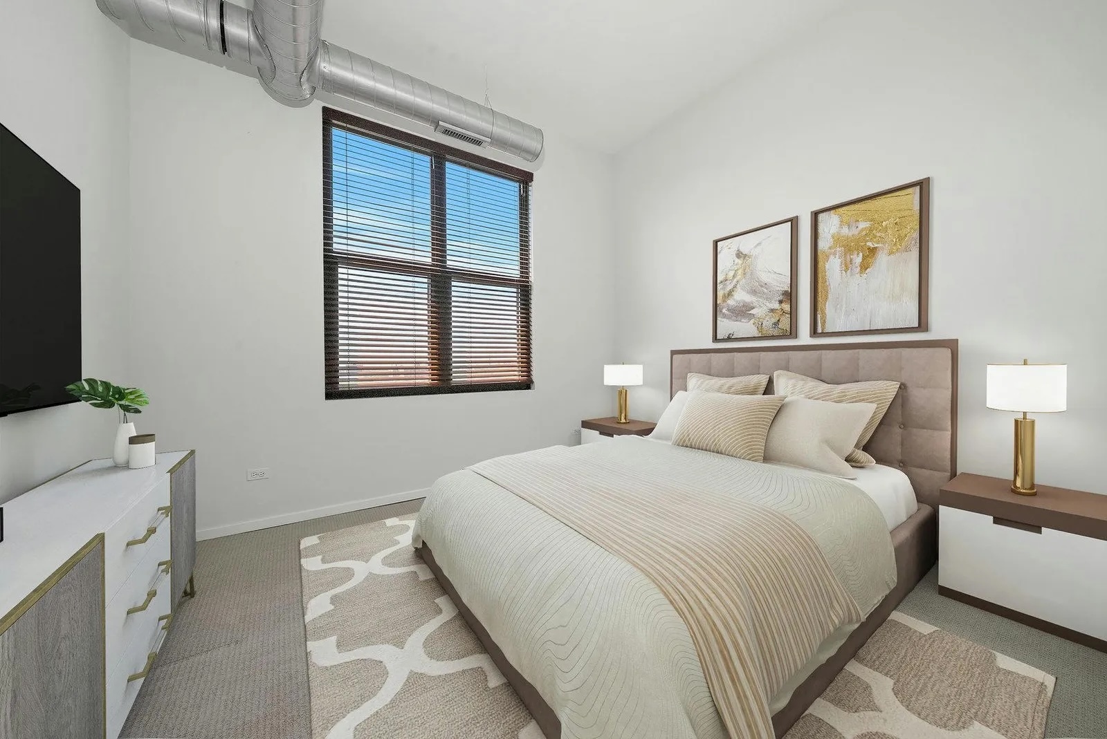 1524 S Sangamon Street Unit: 808