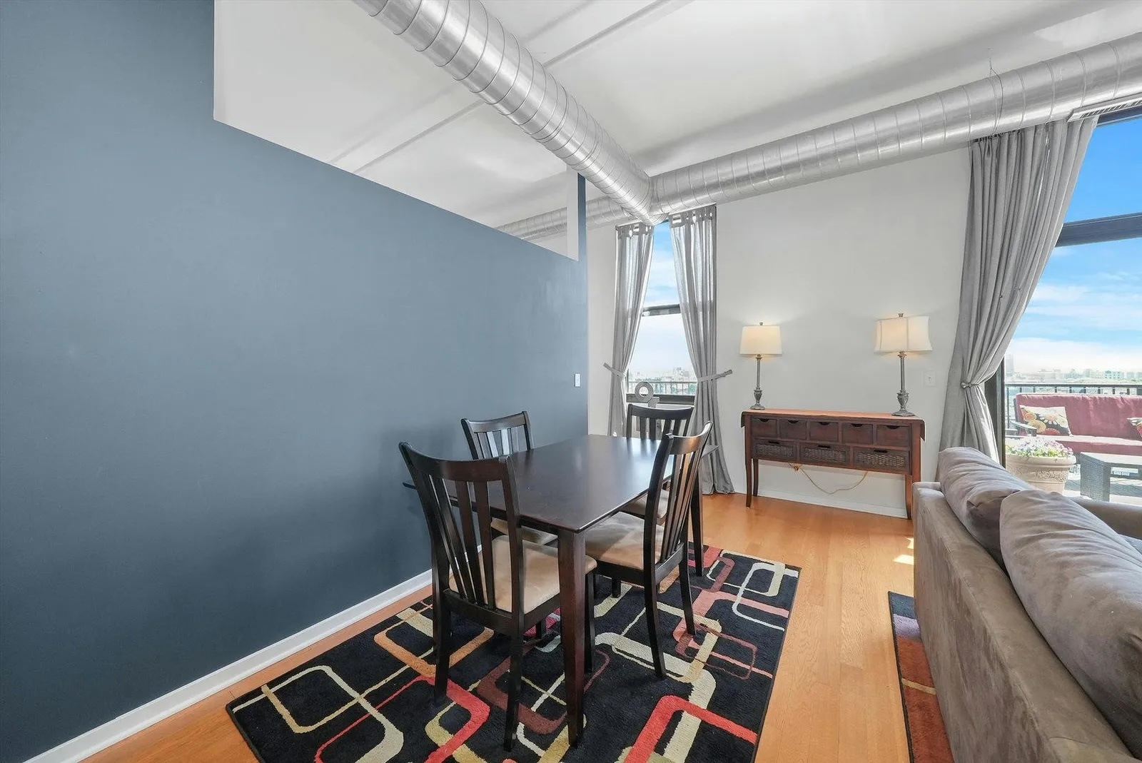 1524 S Sangamon Street Unit: 808