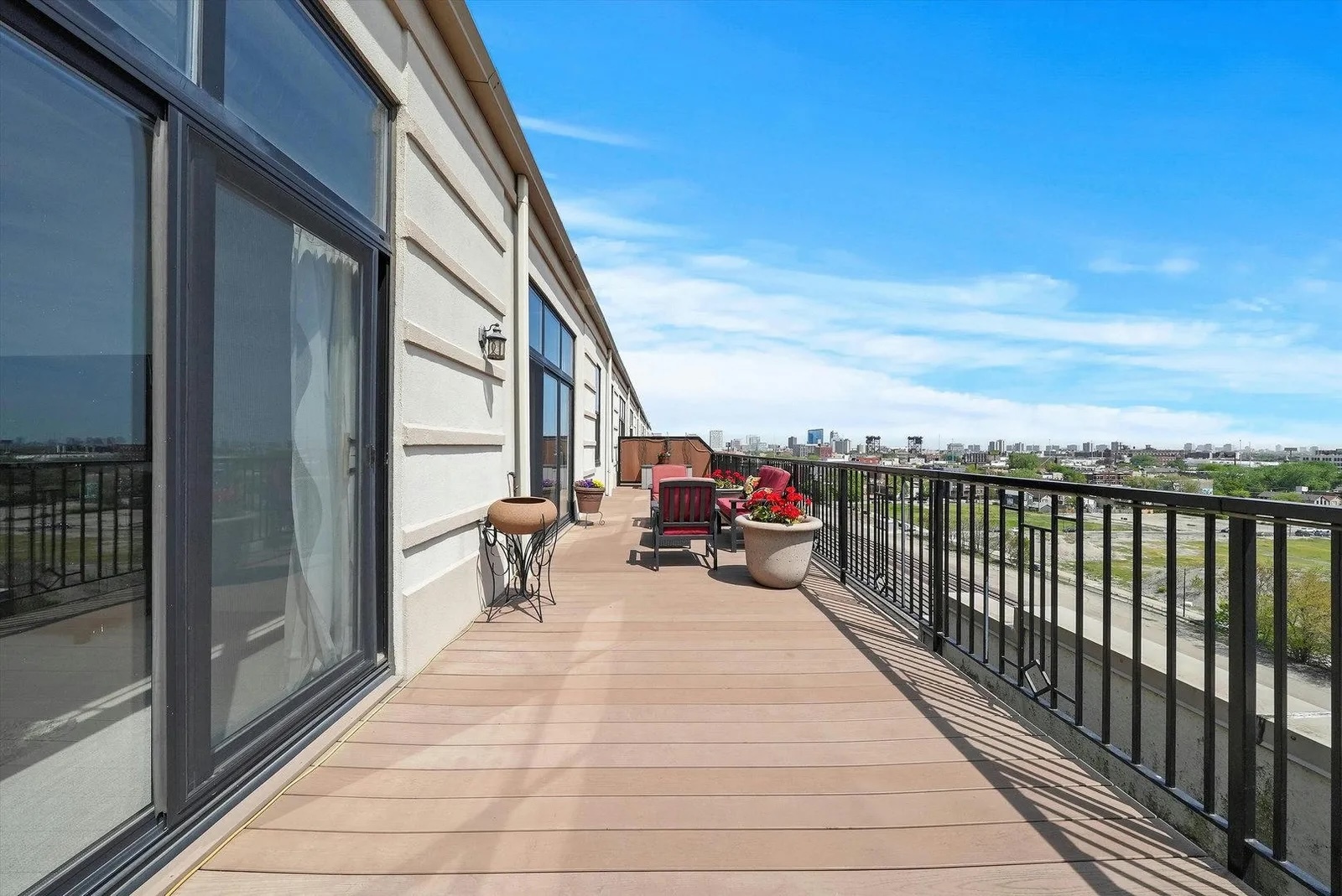 1524 S Sangamon Street Unit: 808