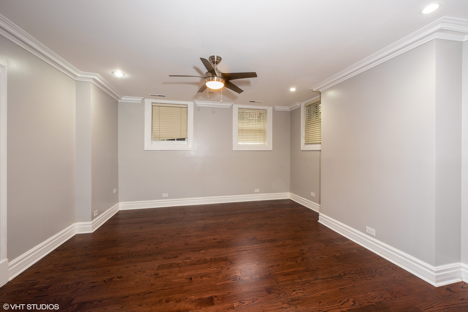 1201 N Astor Street Unit: G