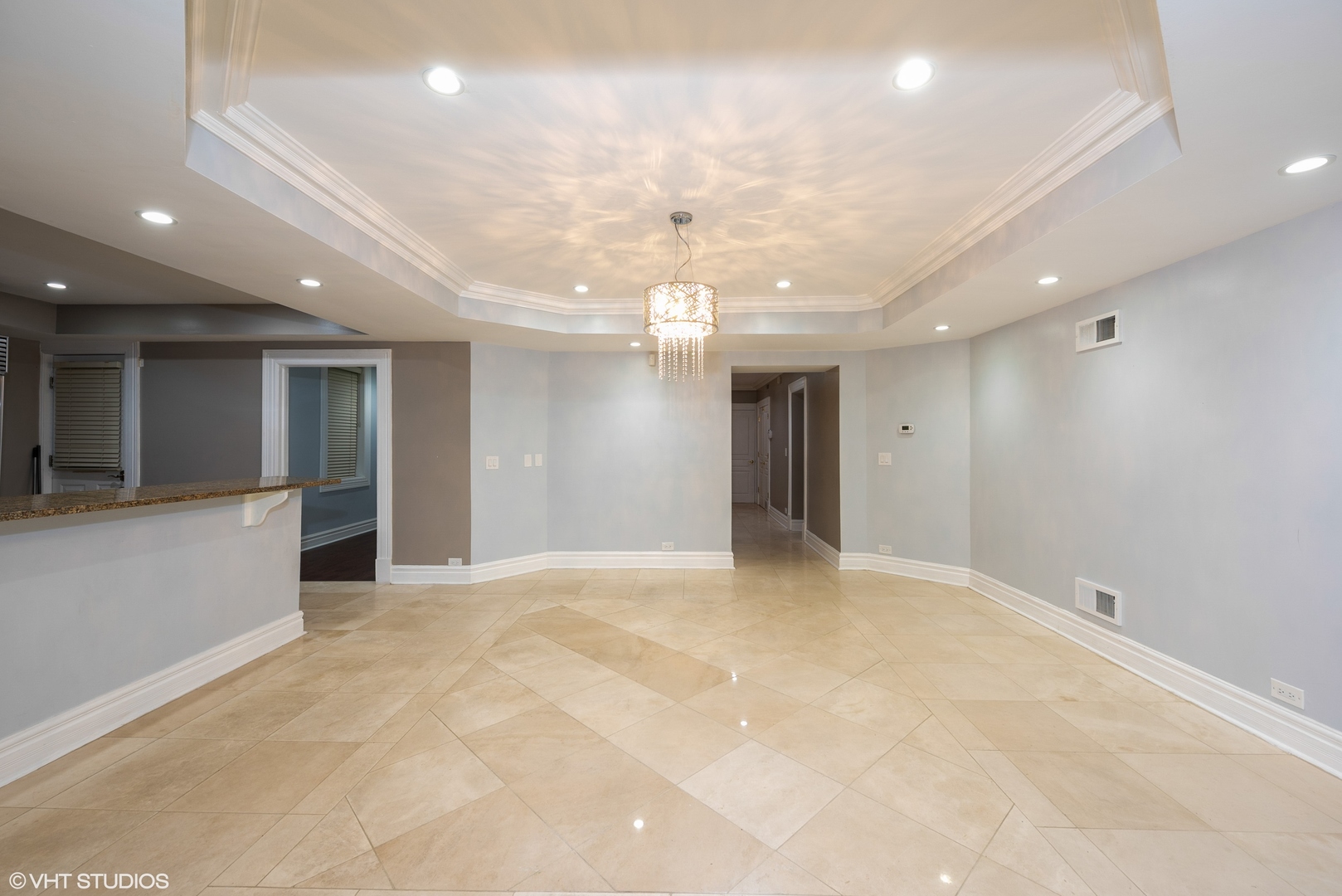 1201 N Astor Street Unit: G