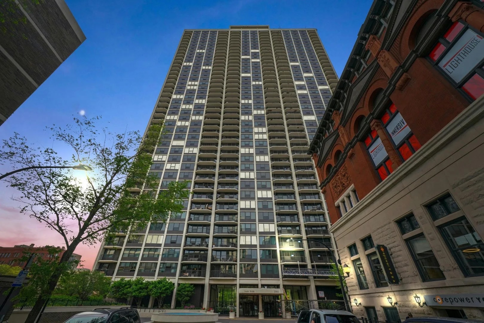 1560 N Sandburg Terrace Unit: 1103