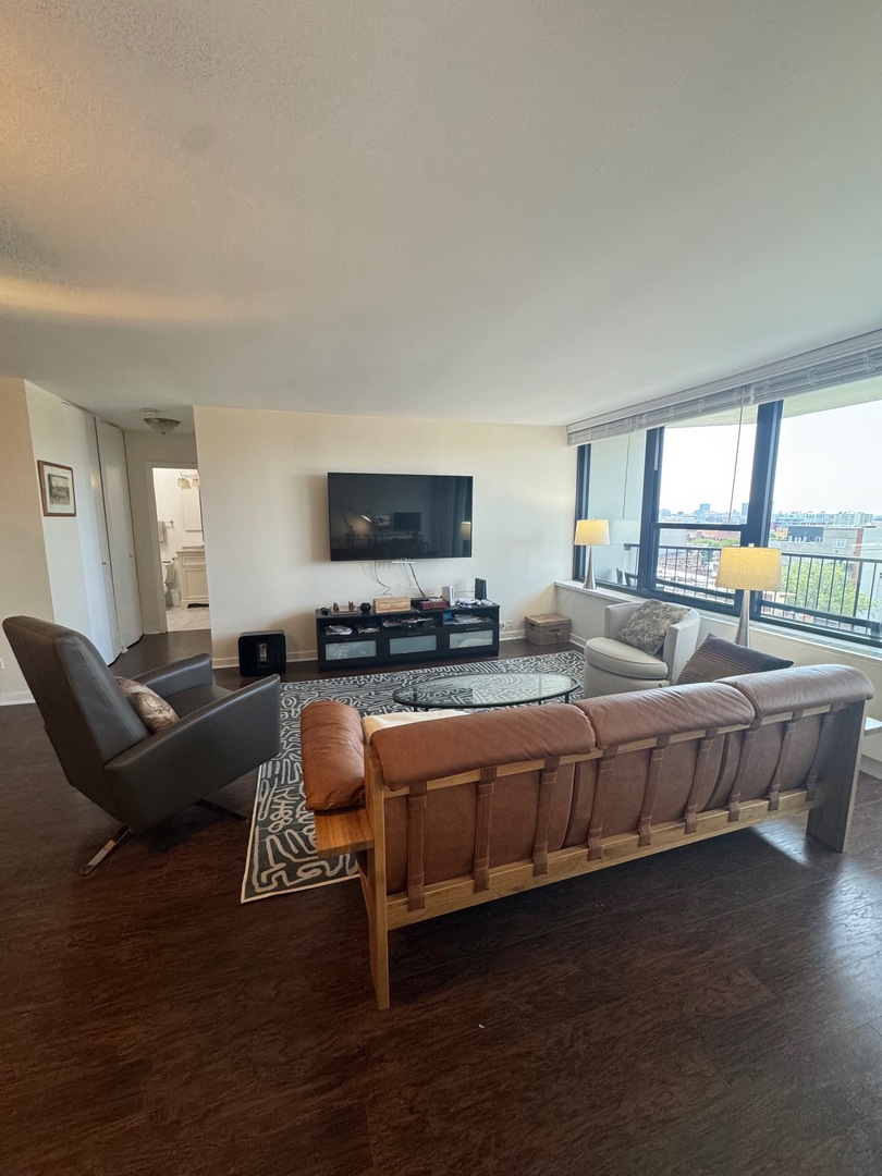 1560 N Sandburg Terrace Unit: 1103