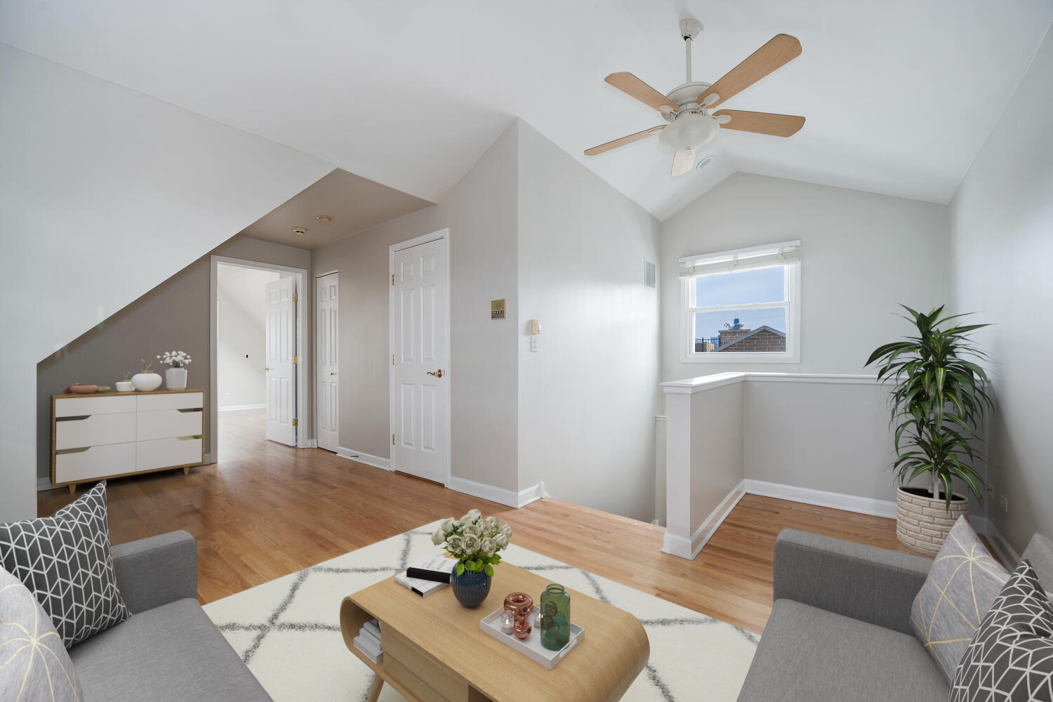 2139 N Dayton Street Unit: 3