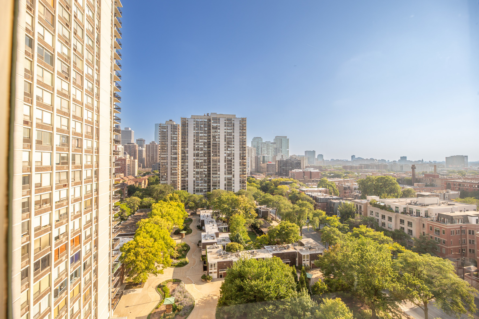 1460 N Sandburg Terrace Unit: 1503A
