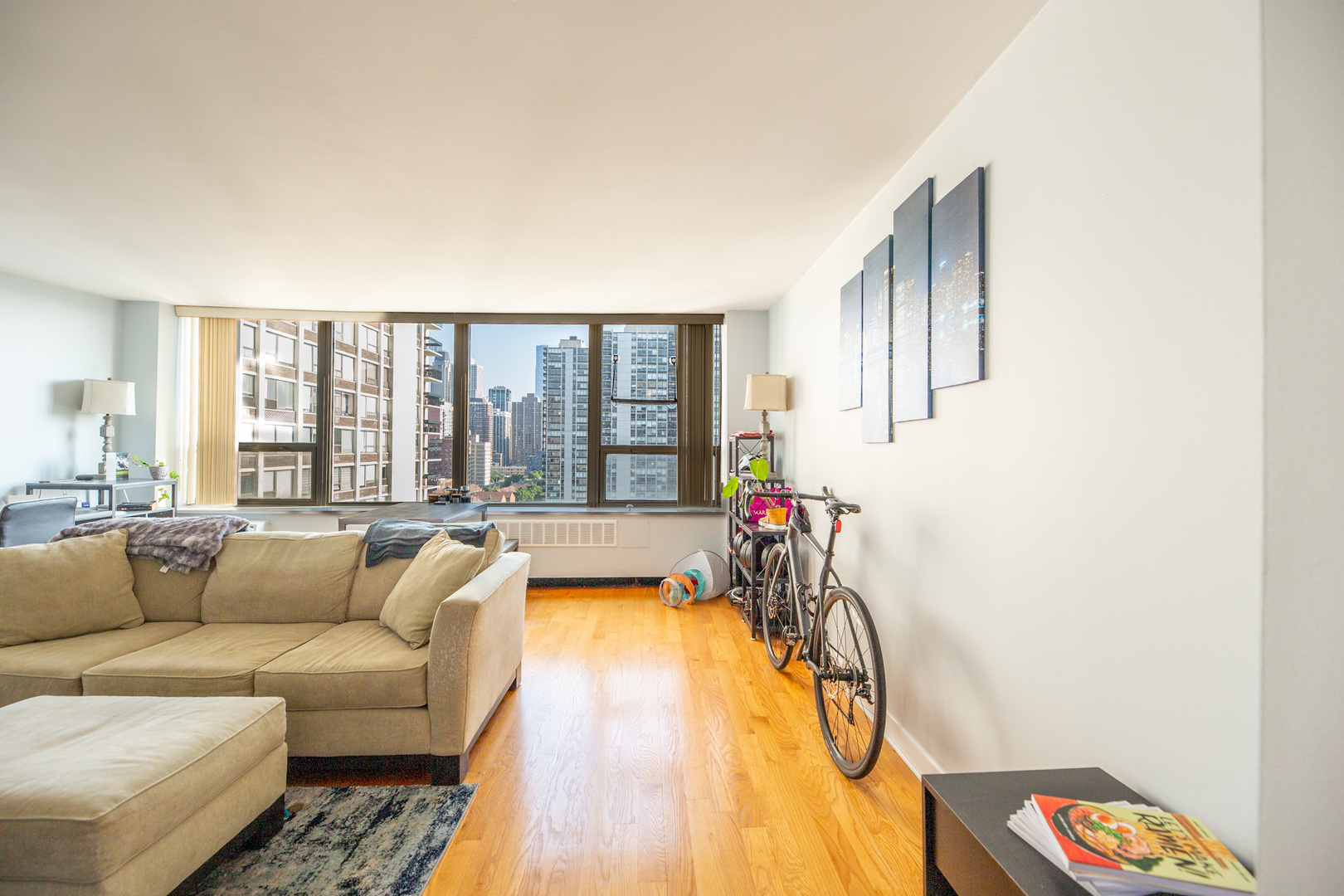 1460 N Sandburg Terrace Unit: 1503A