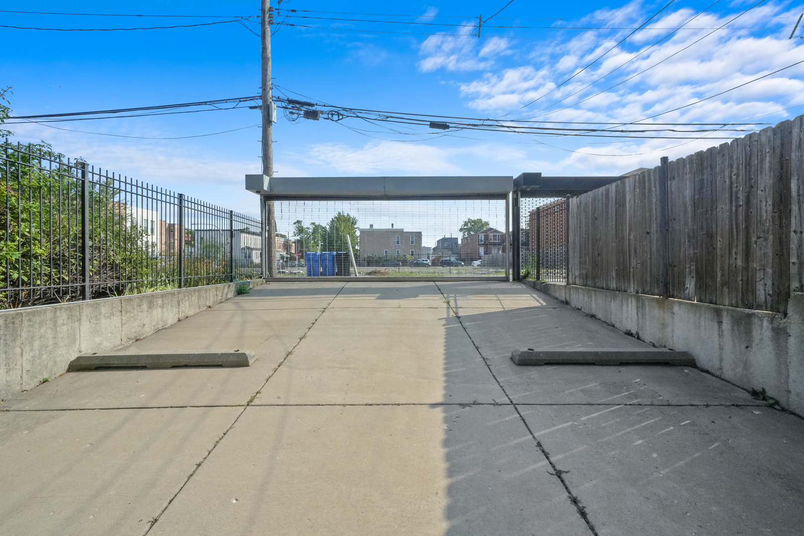 2503 W Harrison Street Unit: 4