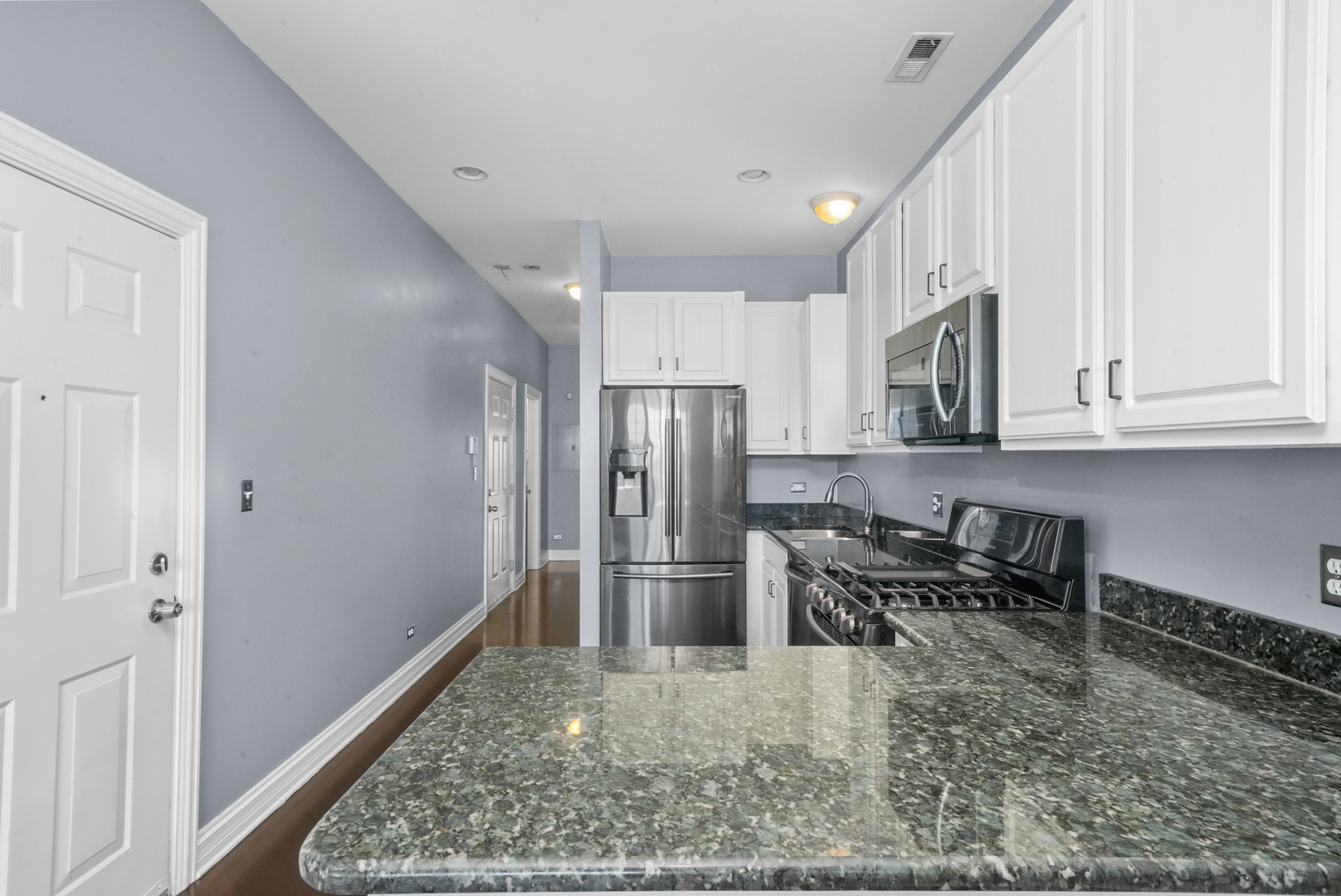2503 W Harrison Street Unit: 4