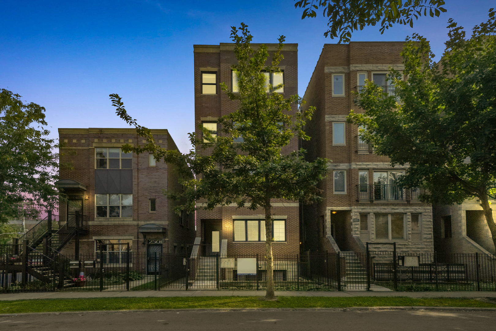 2503 W Harrison Street Unit: 4