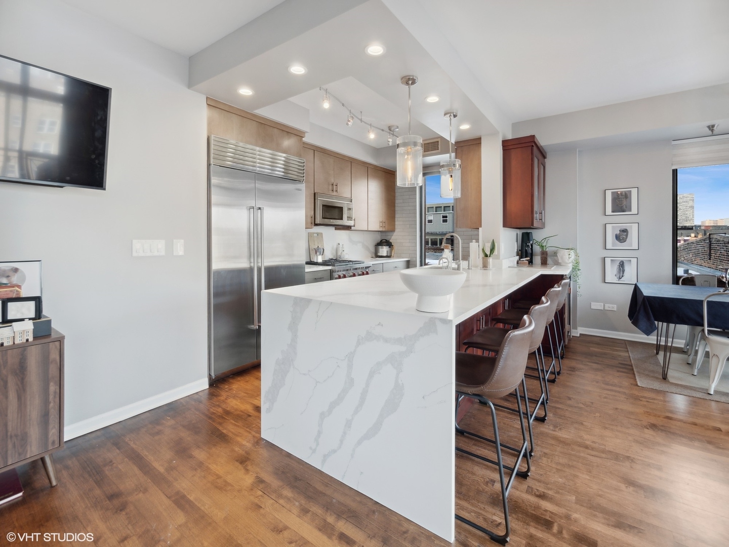 3232 N Halsted Street Unit: H311