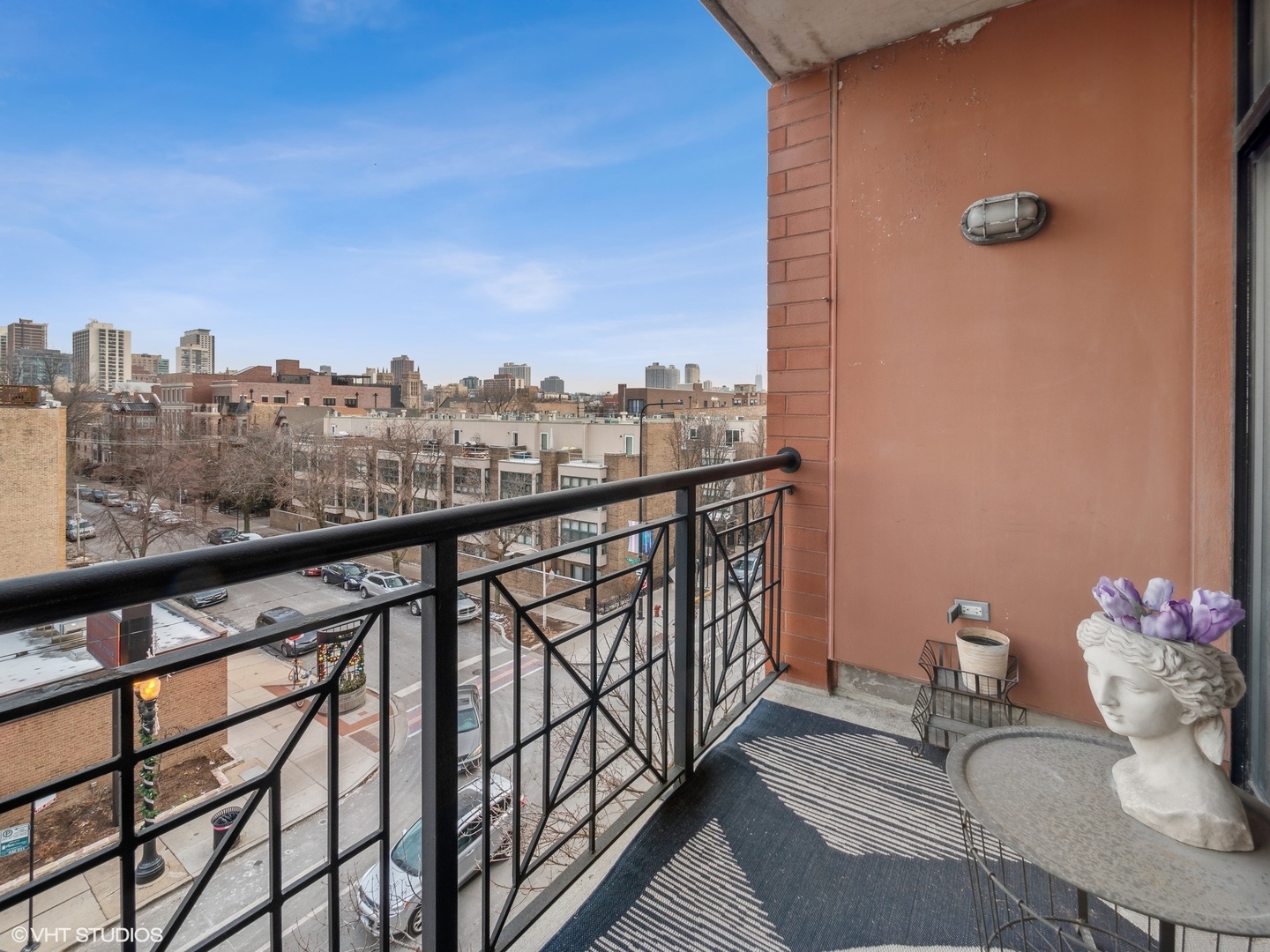 3232 N Halsted Street Unit: H311
