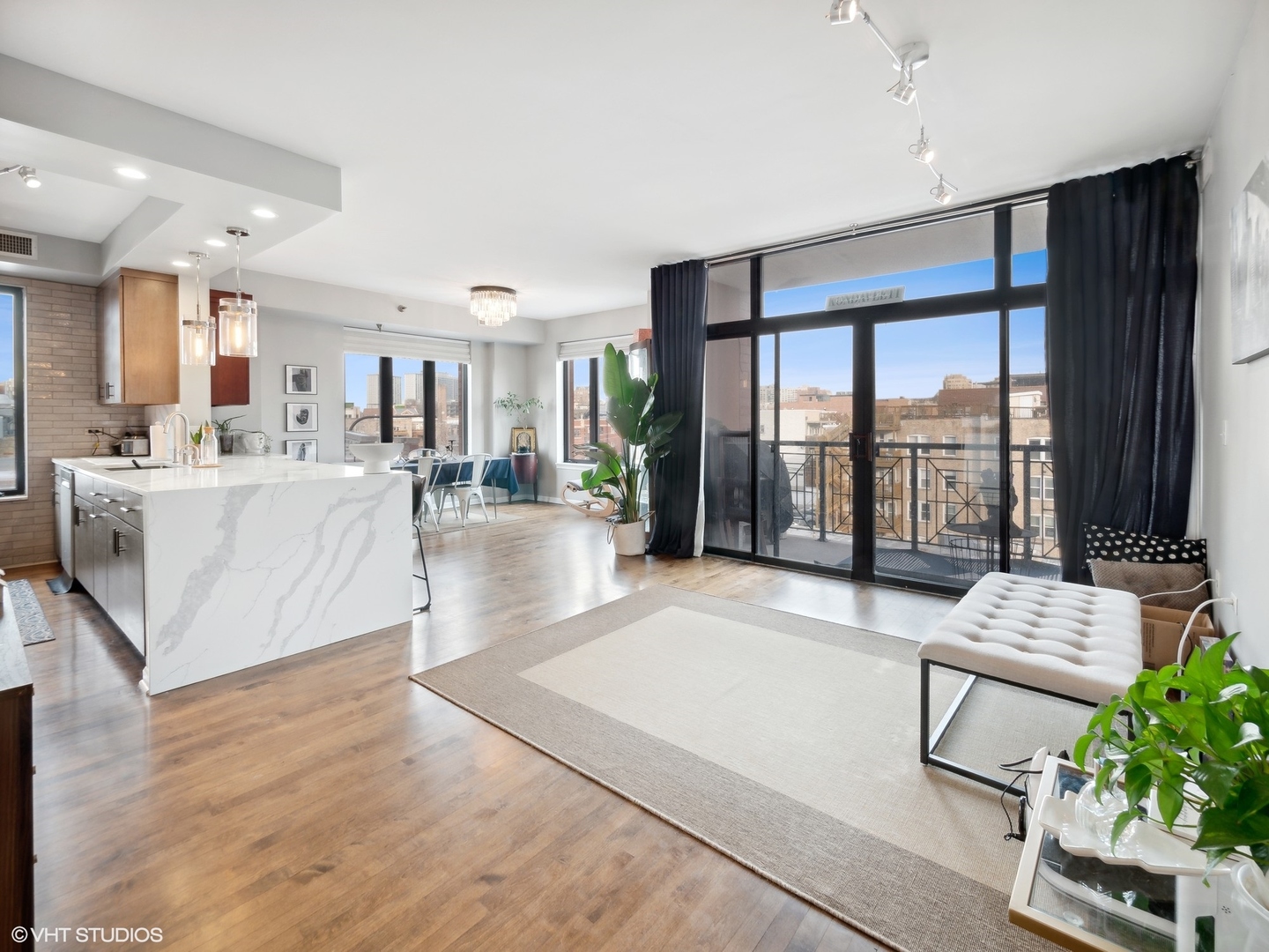 3232 N Halsted Street Unit: H311