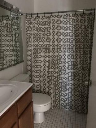 2650 N LAKEVIEW Avenue Unit: 4003