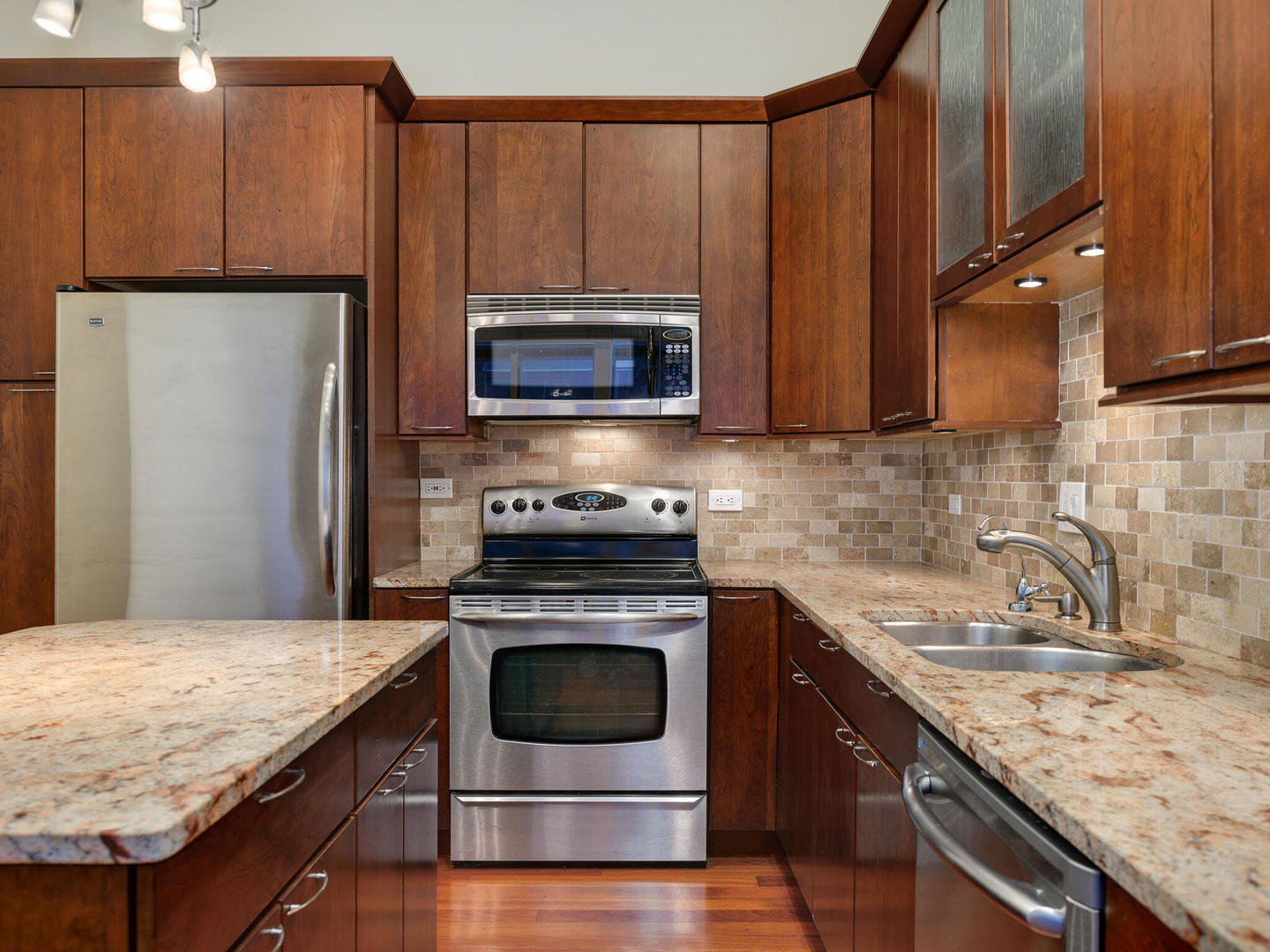 63 E Cedar Street Unit: 1AB