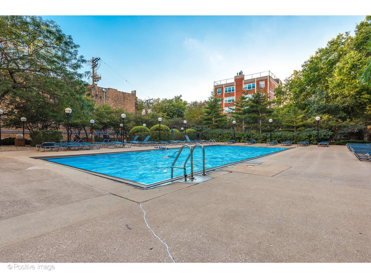 2020 N Lincoln Park West Unit: 5E