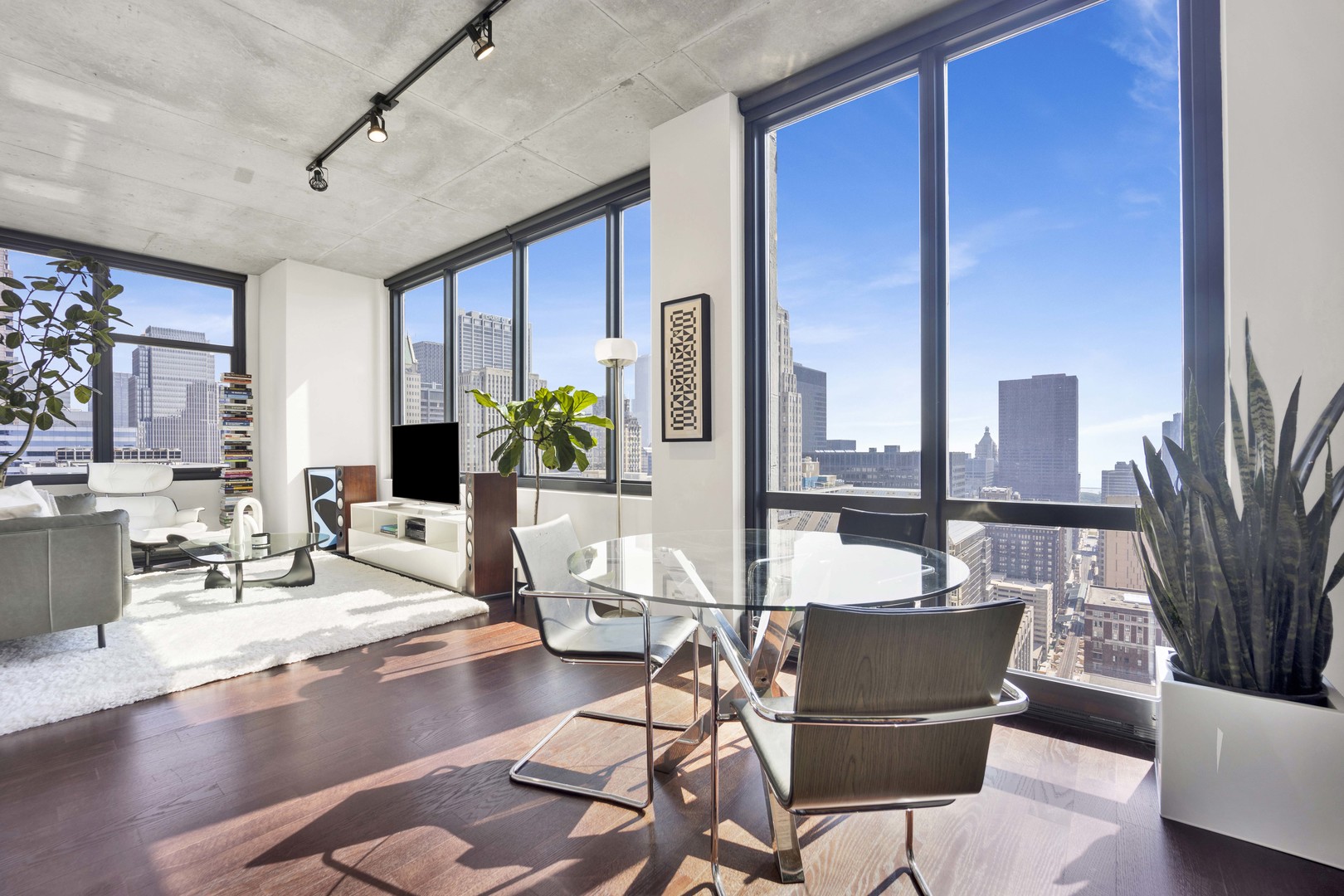 235 W Van Buren Street Unit: 3601