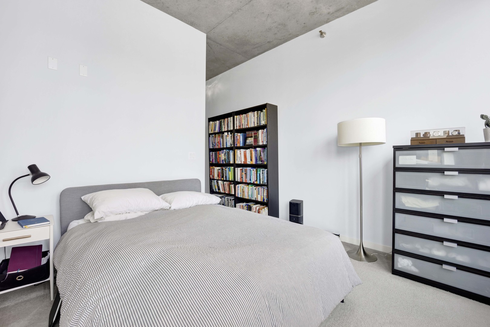 235 W Van Buren Street Unit: 3601