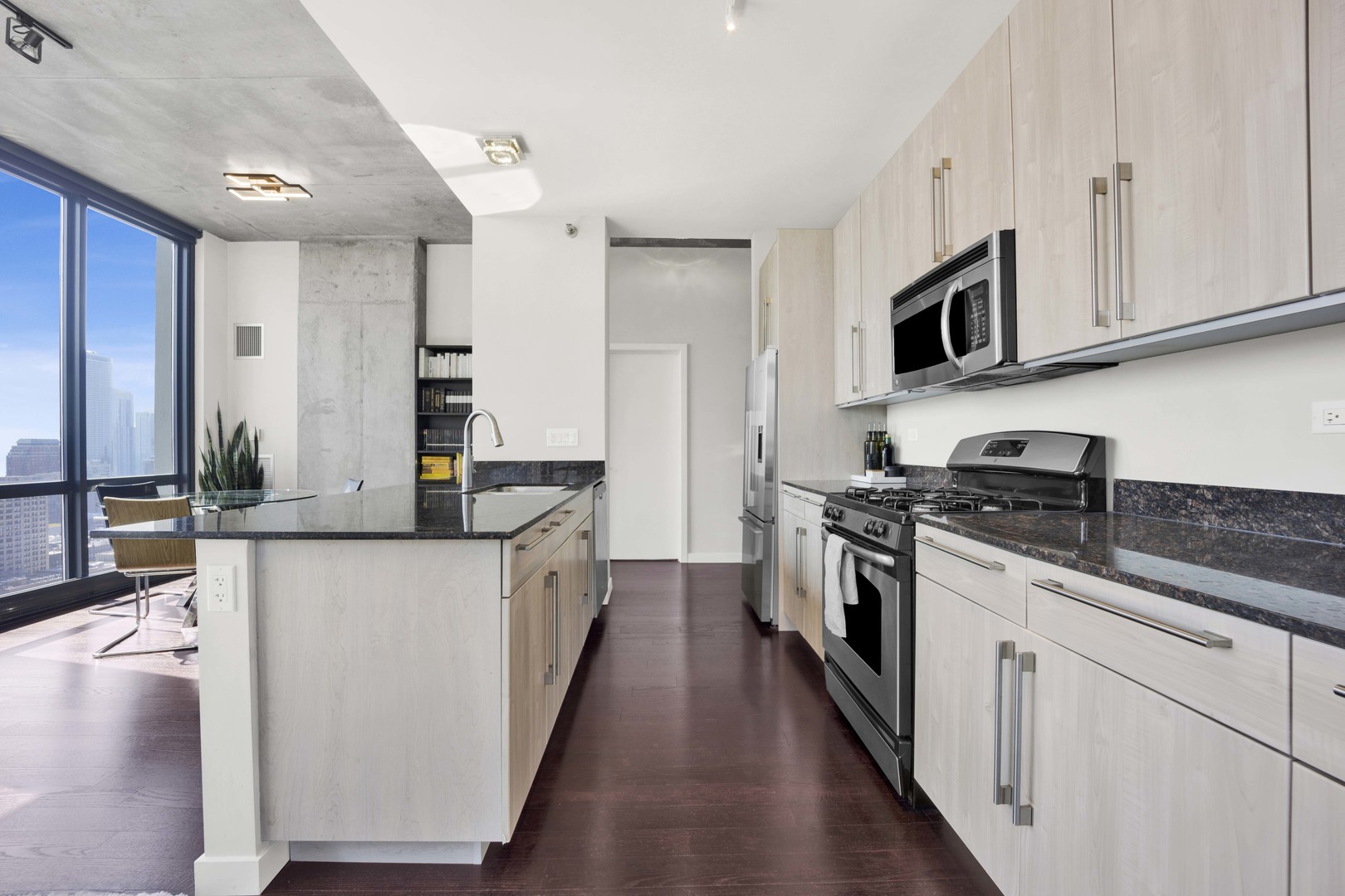 235 W Van Buren Street Unit: 3601