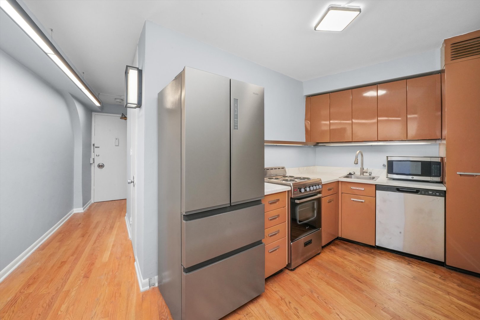 300 N State Street Unit: 2404