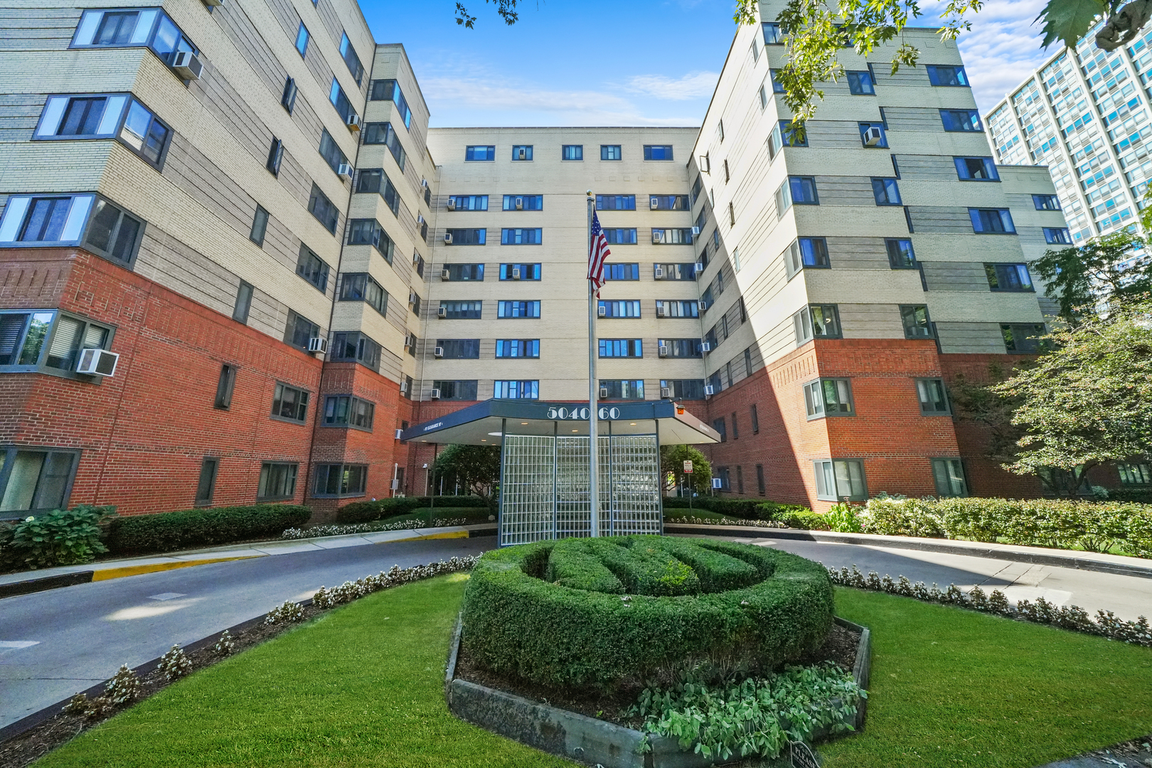5052 N Marine Drive Unit: D3