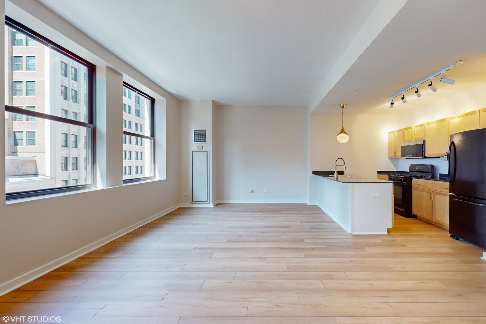 5 N Wabash Avenue Unit: 1506