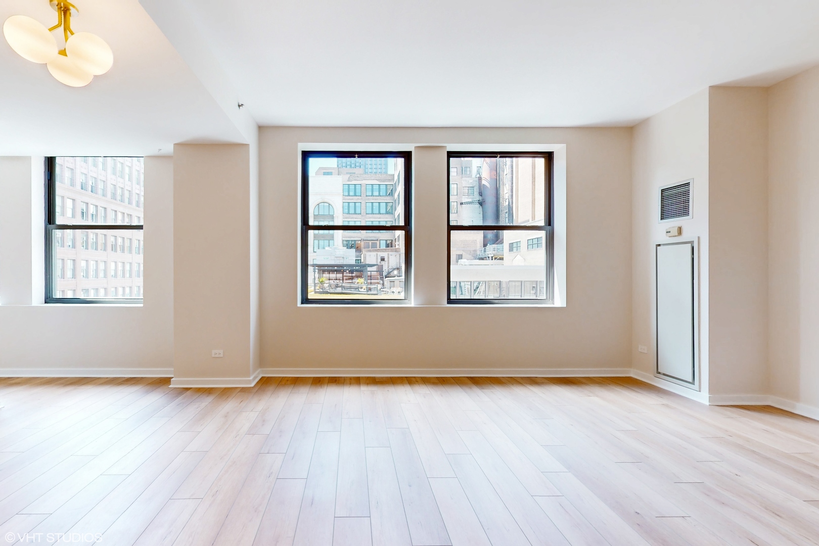 5 N Wabash Avenue Unit: 1506