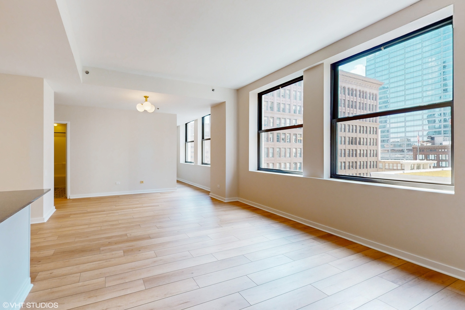 5 N Wabash Avenue Unit: 1506