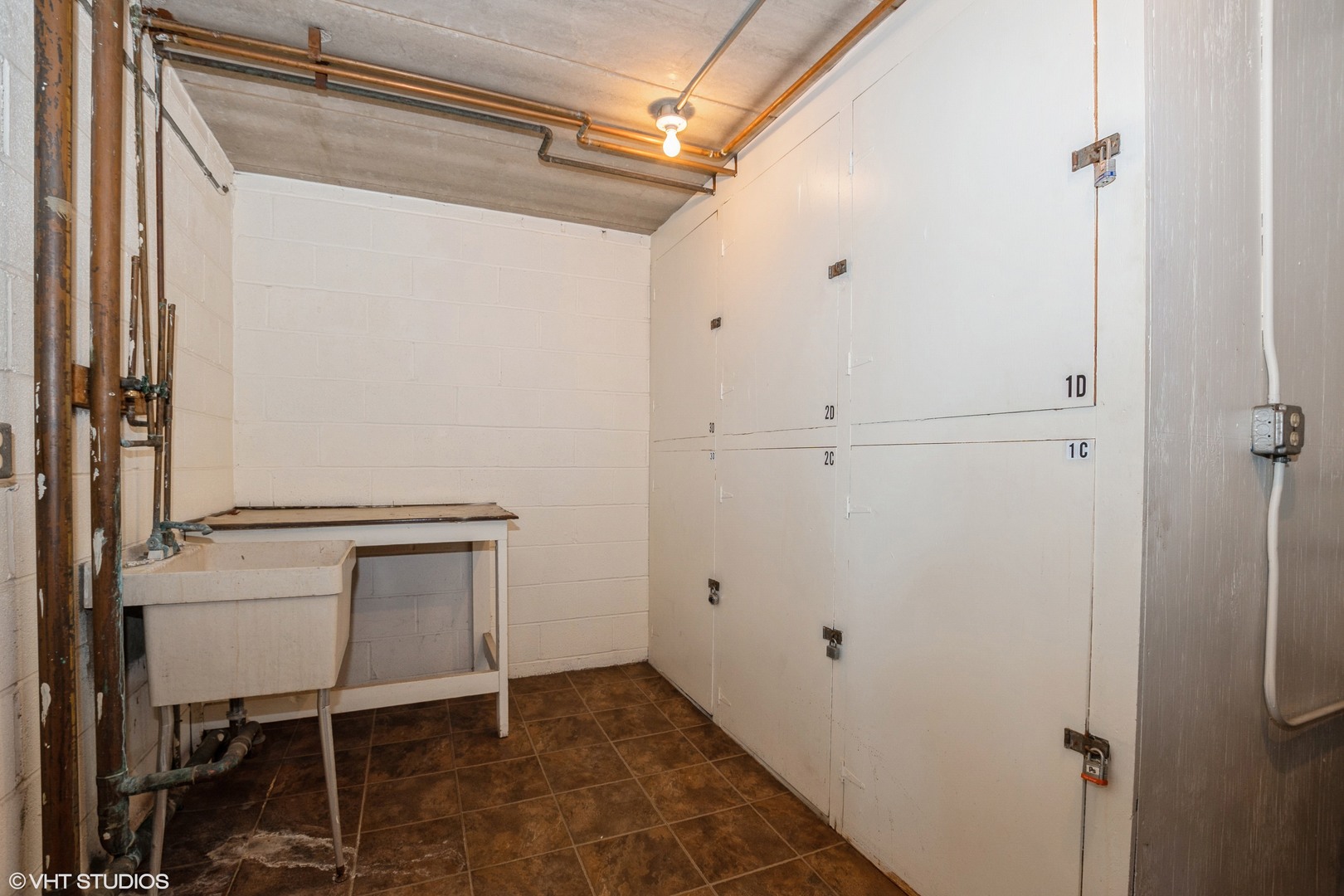 9024 W 140th Street Unit: 3C