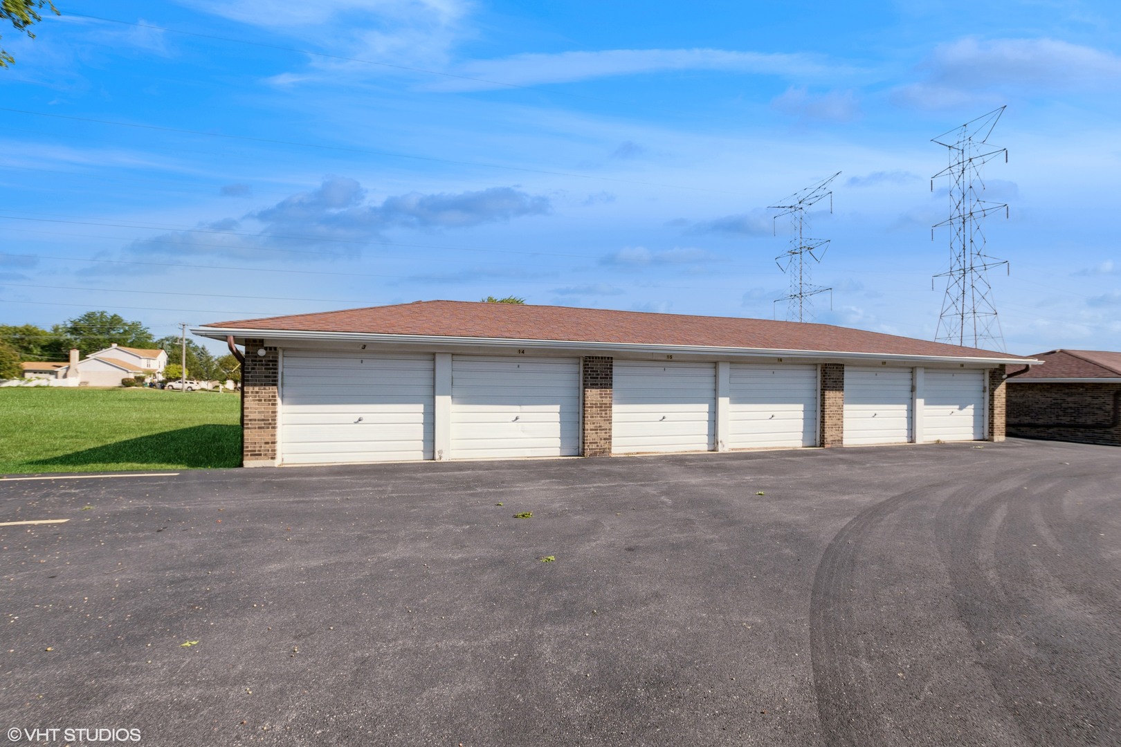 9024 W 140th Street Unit: 3C