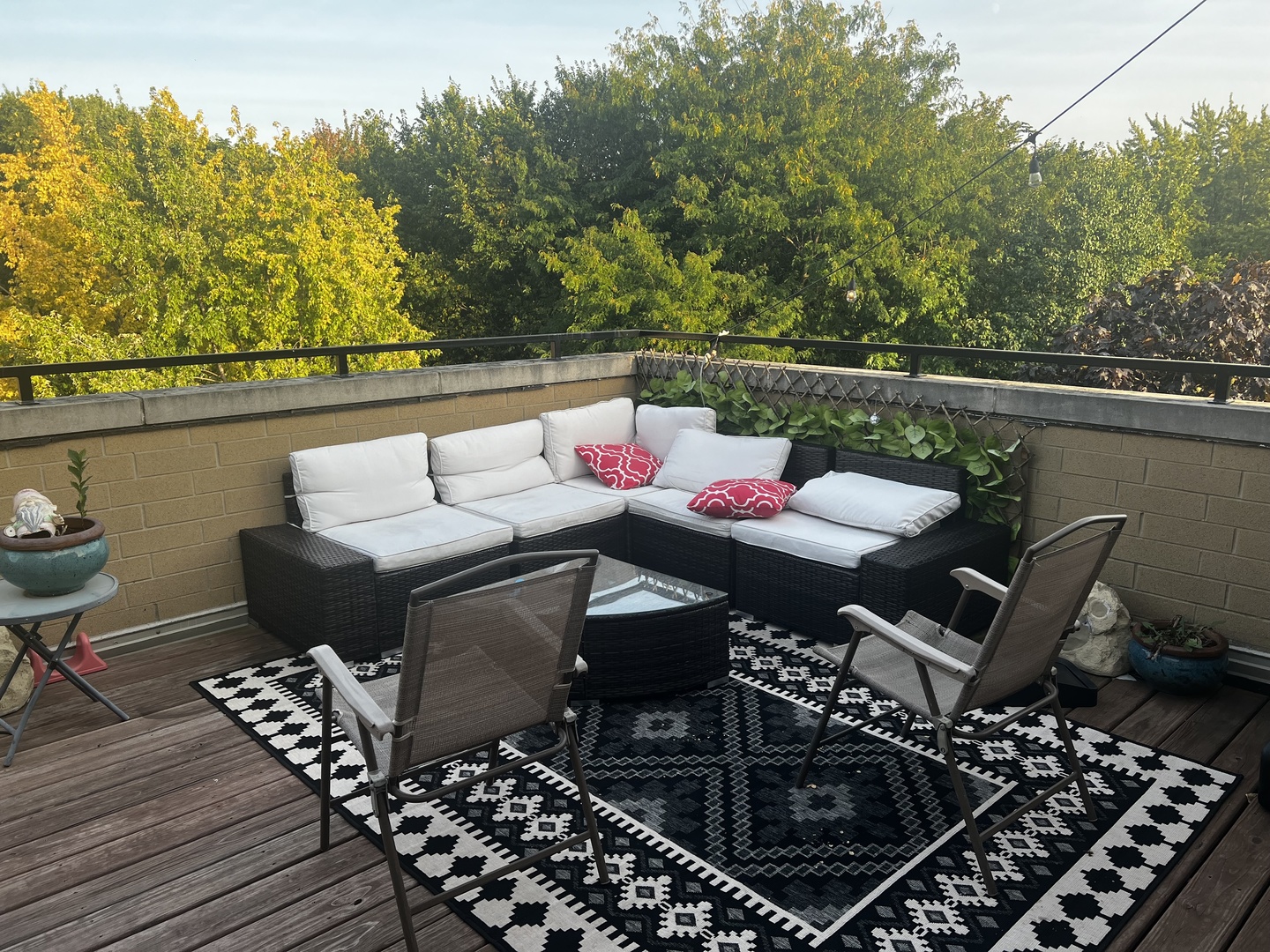 1411 N Leavitt Street