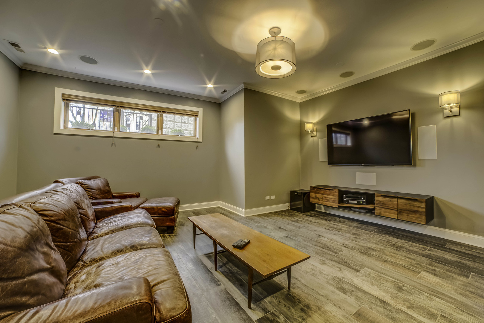 1411 N Leavitt Street