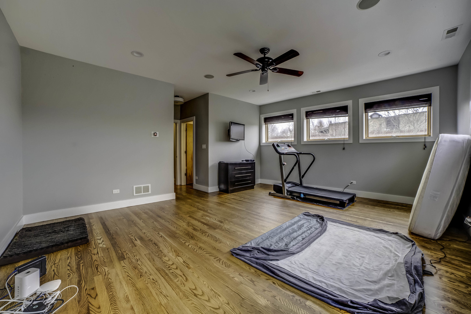 1411 N Leavitt Street