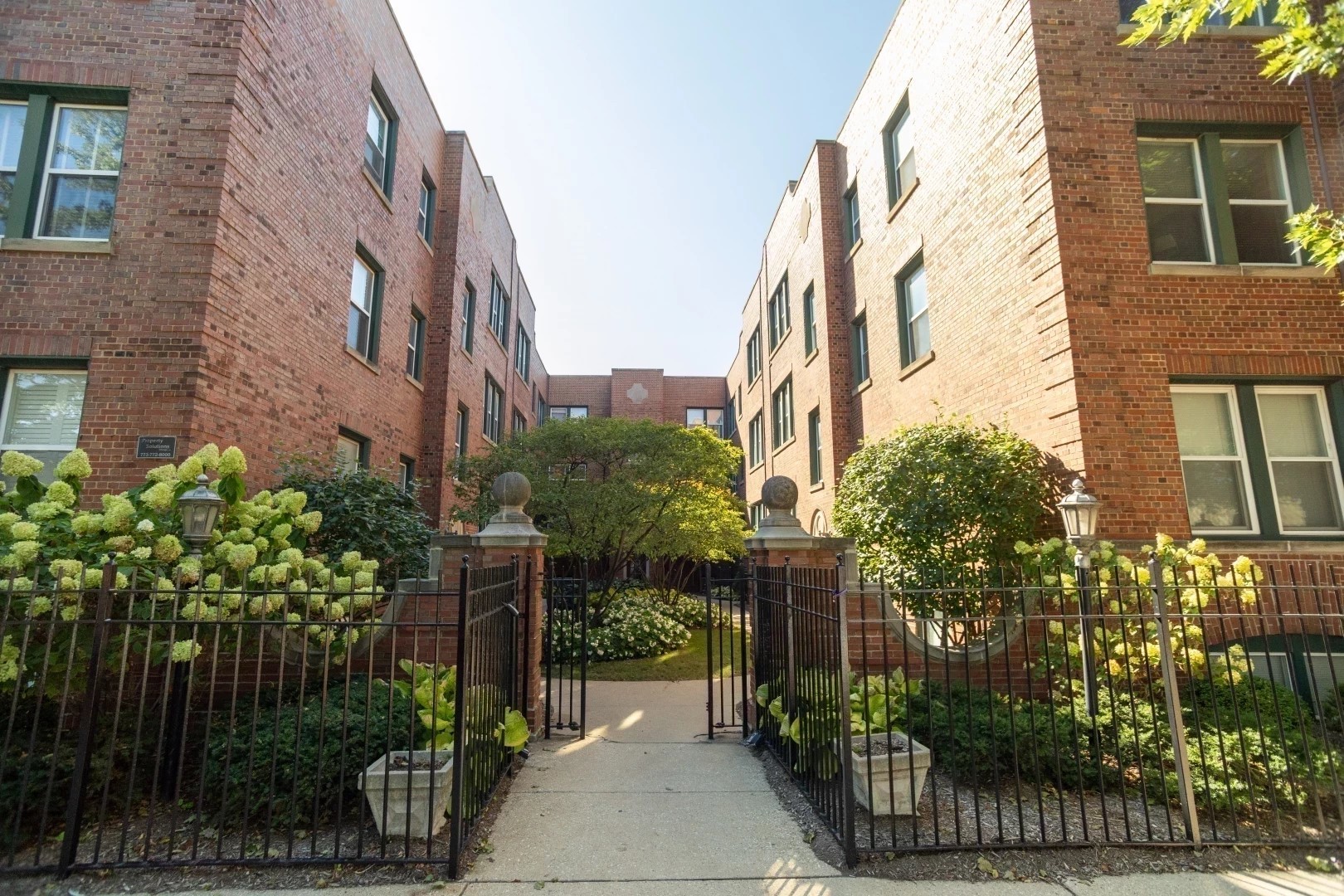 2026 N Burling Street Unit: 208