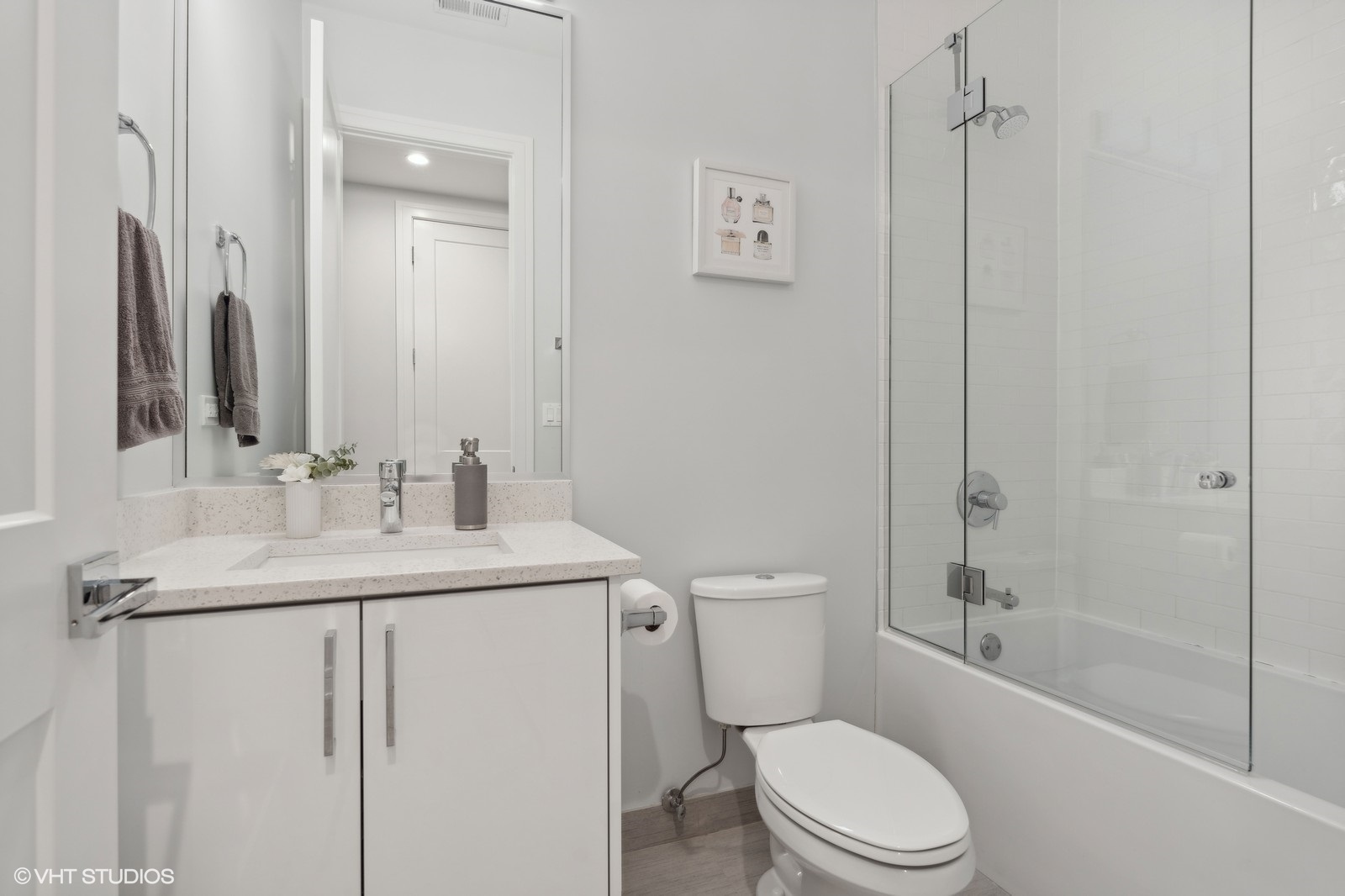 1078 N Paulina Street Unit: 1