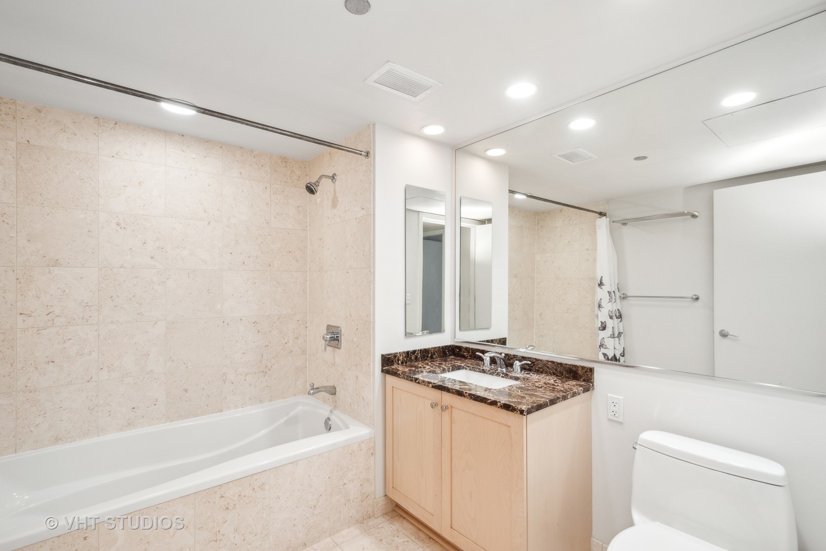 60 E Monroe Street Unit: 2505