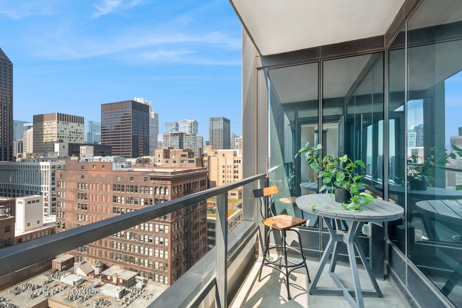 60 E Monroe Street Unit: 2505