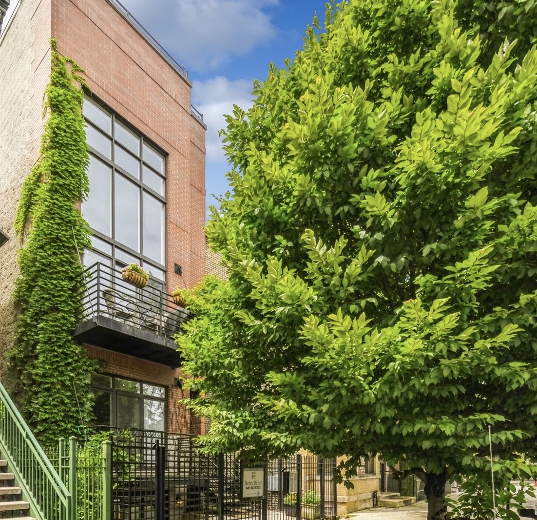 1372 N Dean Street Unit: 2