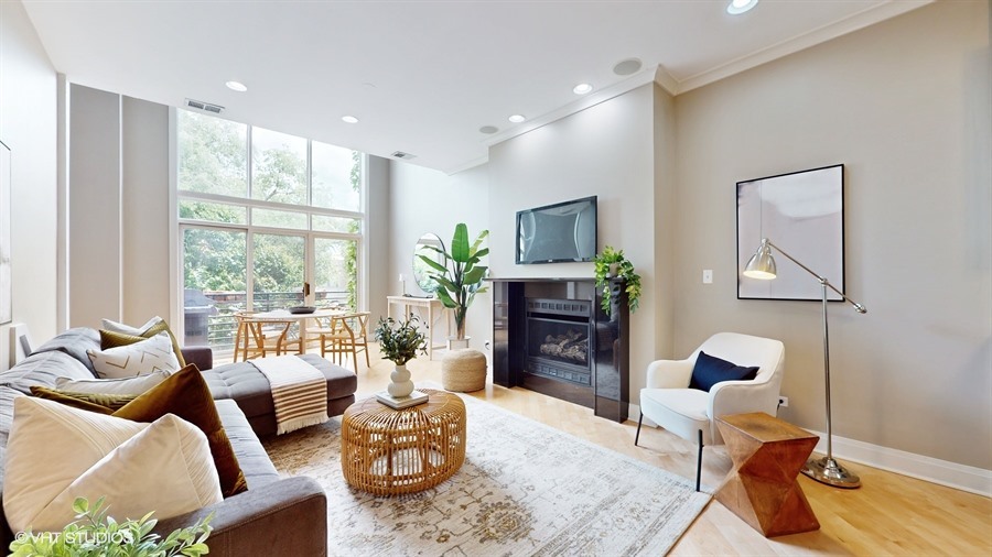 1372 N Dean Street Unit: 2