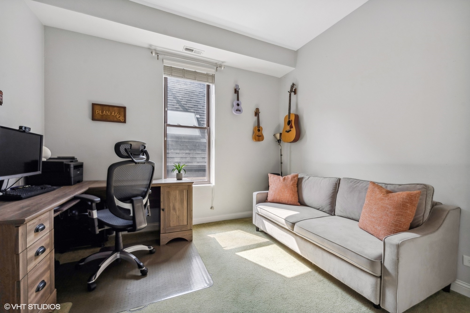 3055 N Seminary Avenue Unit: 3S