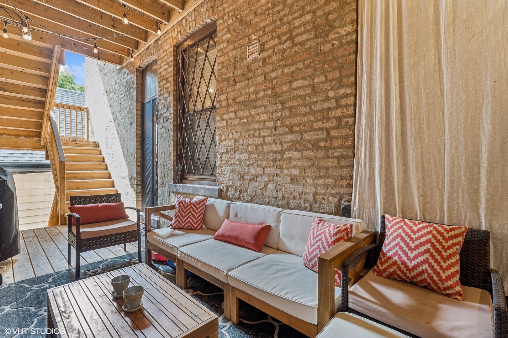 3055 N Seminary Avenue Unit: 3S