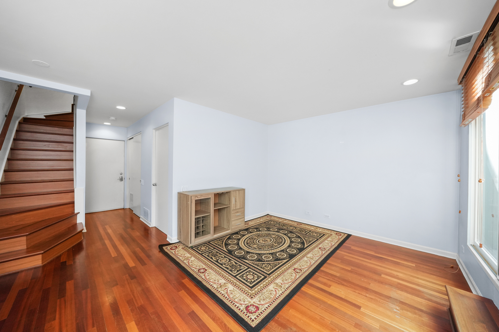 641 W Willow Street Unit: 124