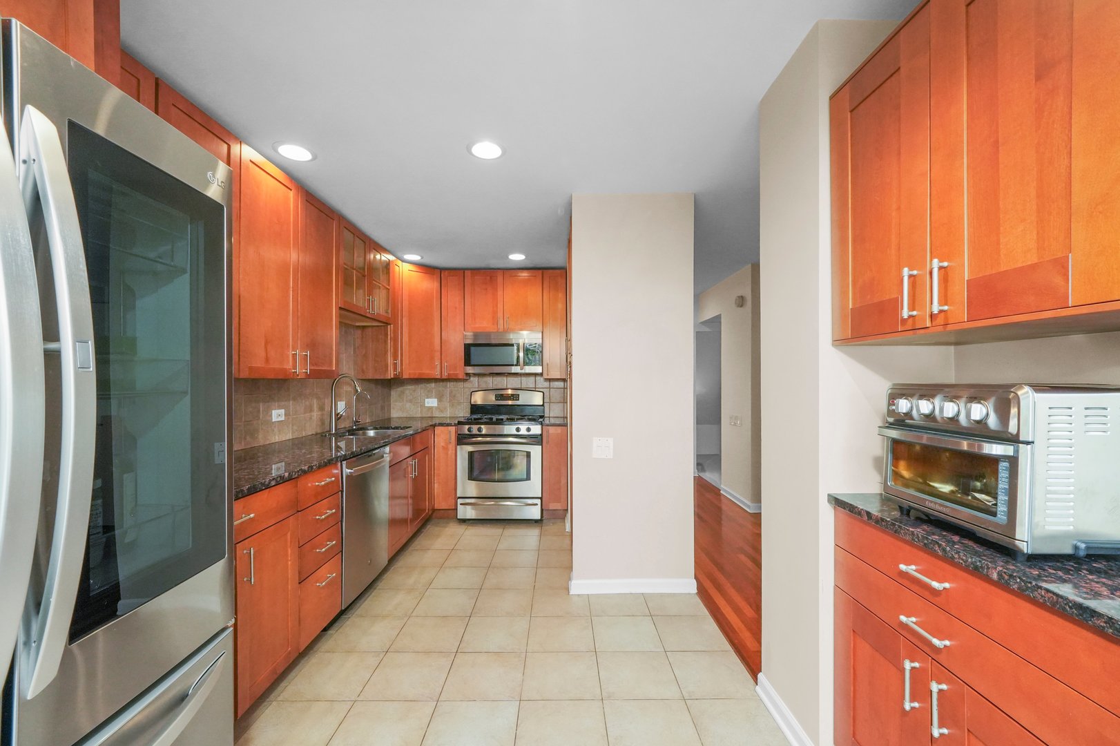 641 W Willow Street Unit: 124