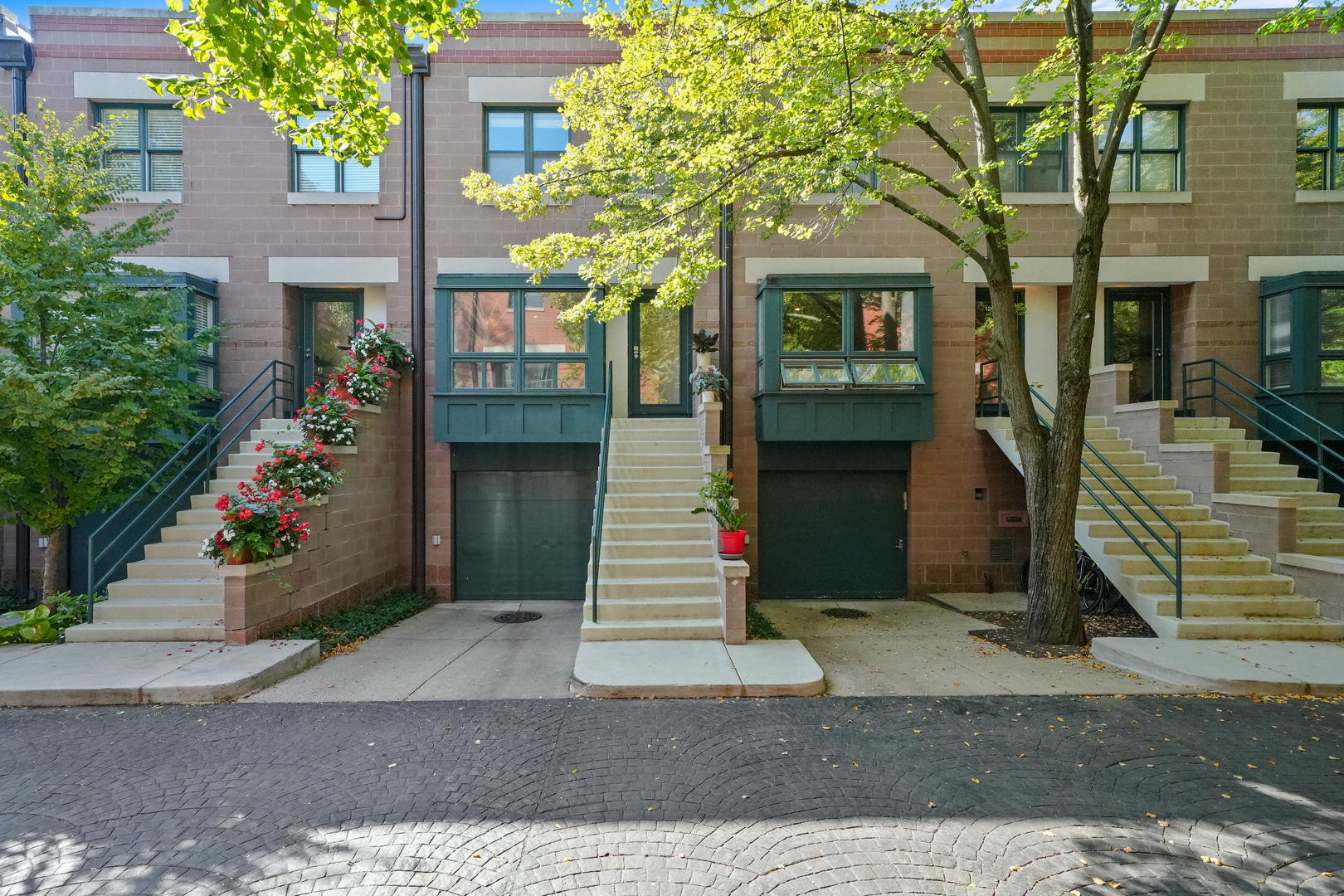 641 W Willow Street Unit: 124