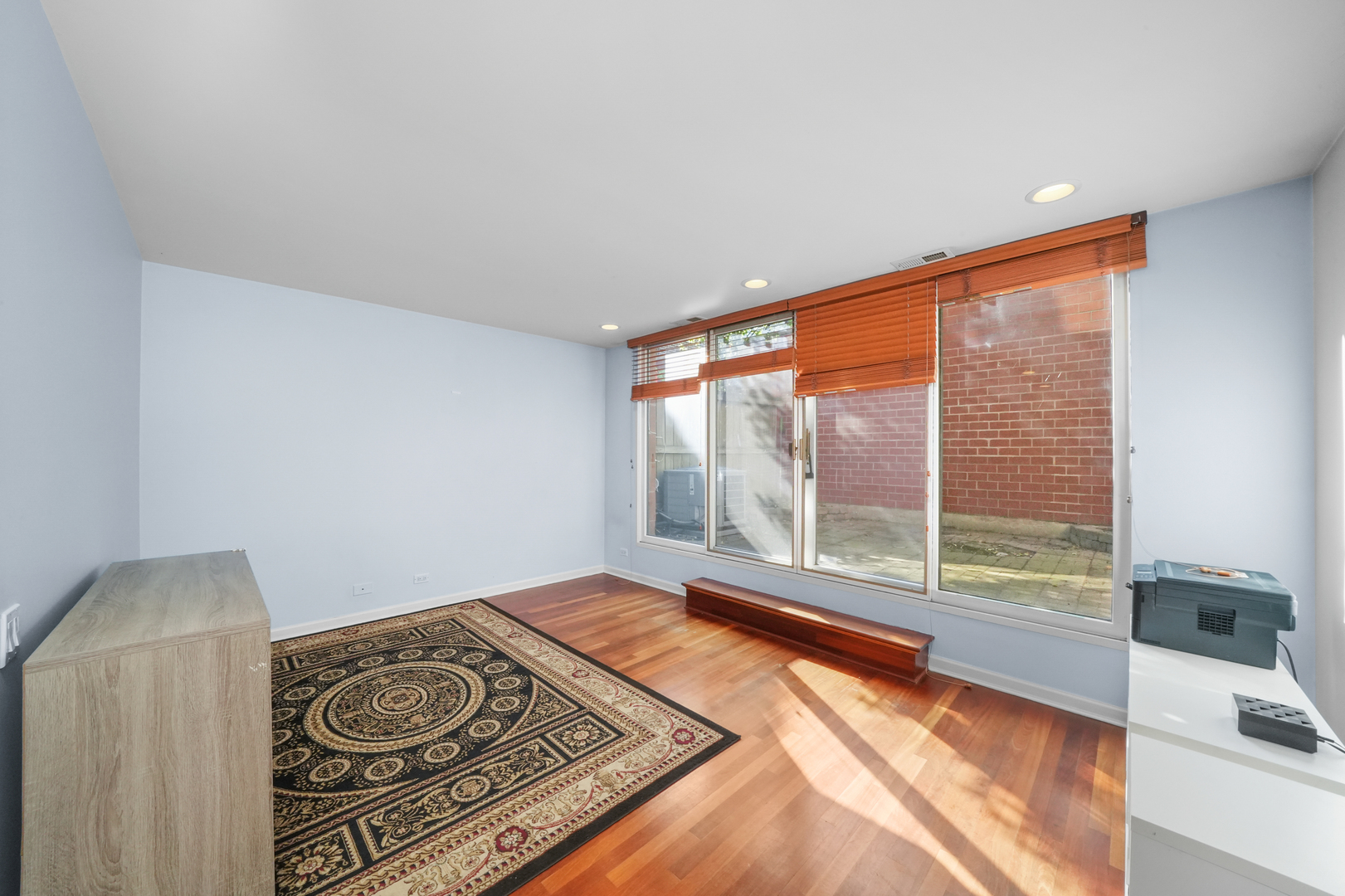 641 W Willow Street Unit: 124