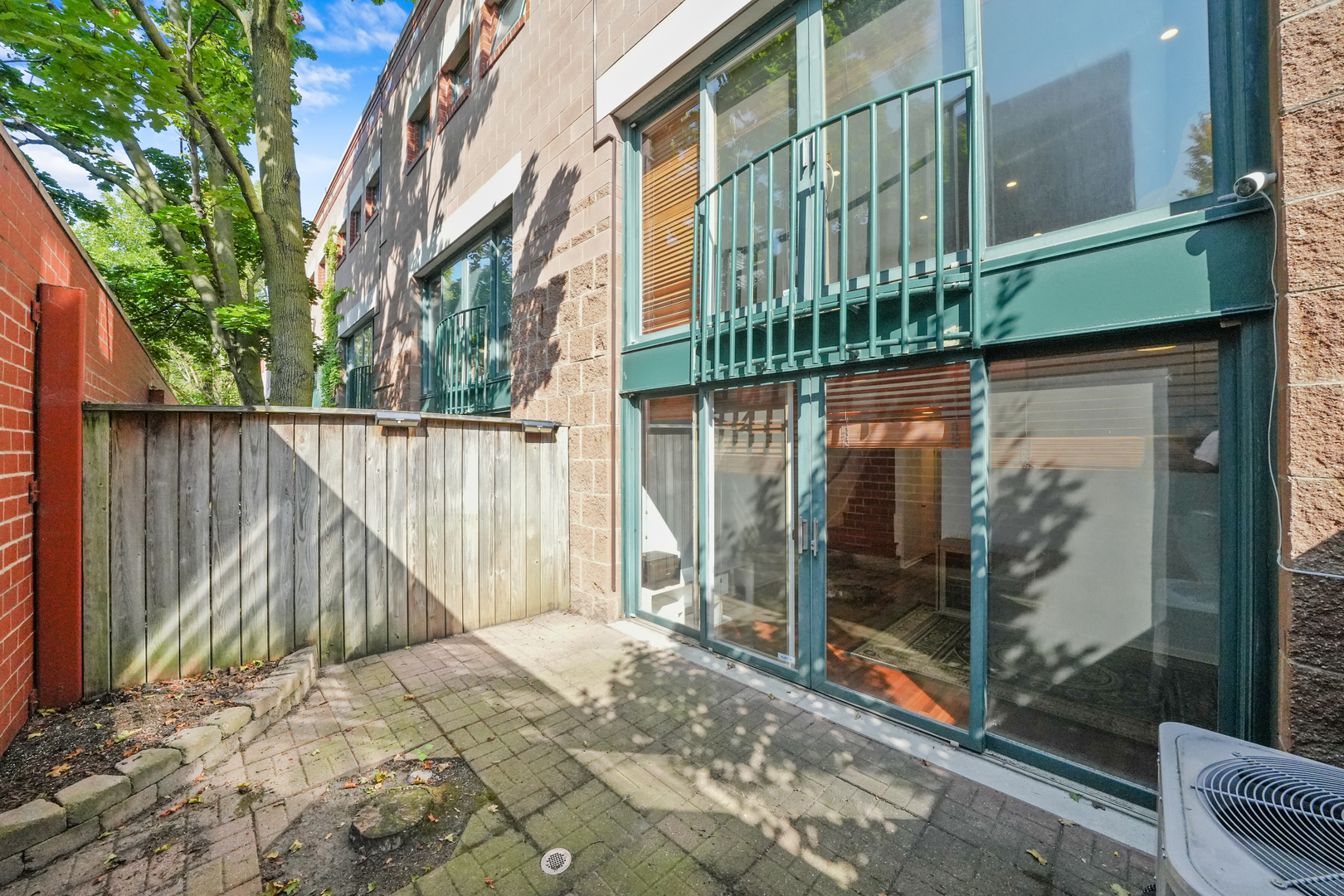 641 W Willow Street Unit: 124
