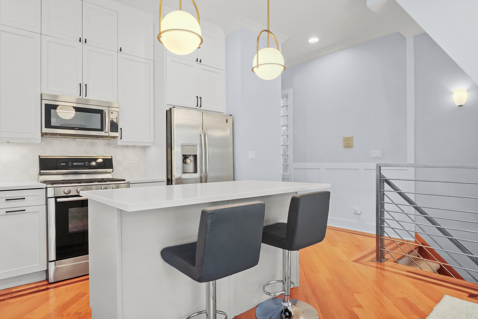 1246 N WOLCOTT Avenue Unit: 1